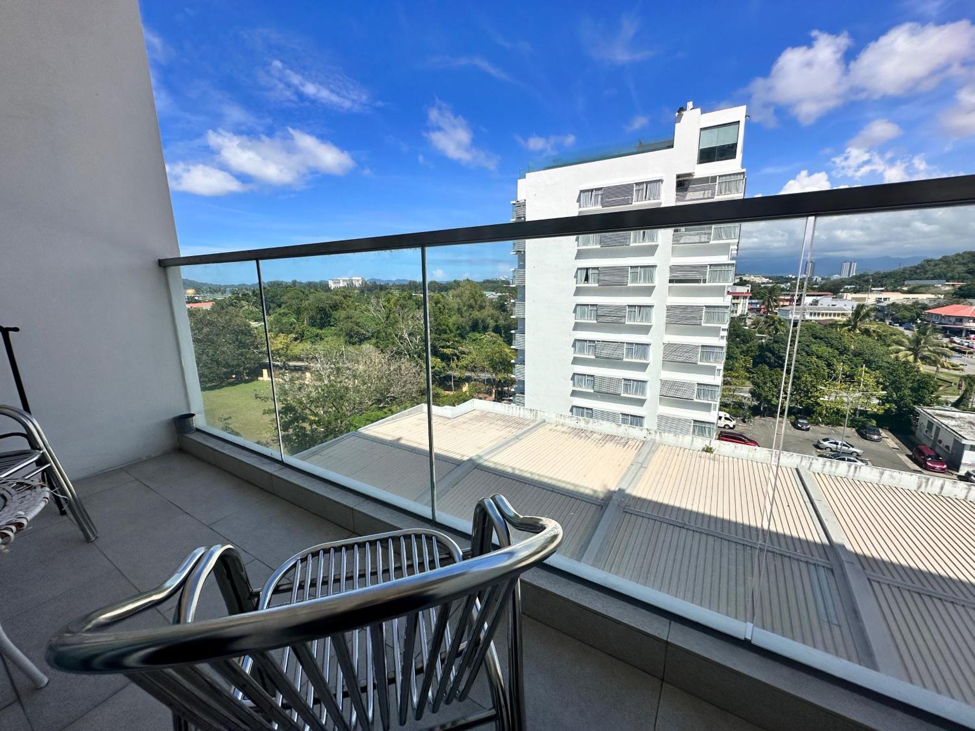 Aru Suites Homestay Wifi,Carpark,24H Check In,Water Filter By R2 Residence Κότα Κιναμπαλού Εξωτερικό φωτογραφία
